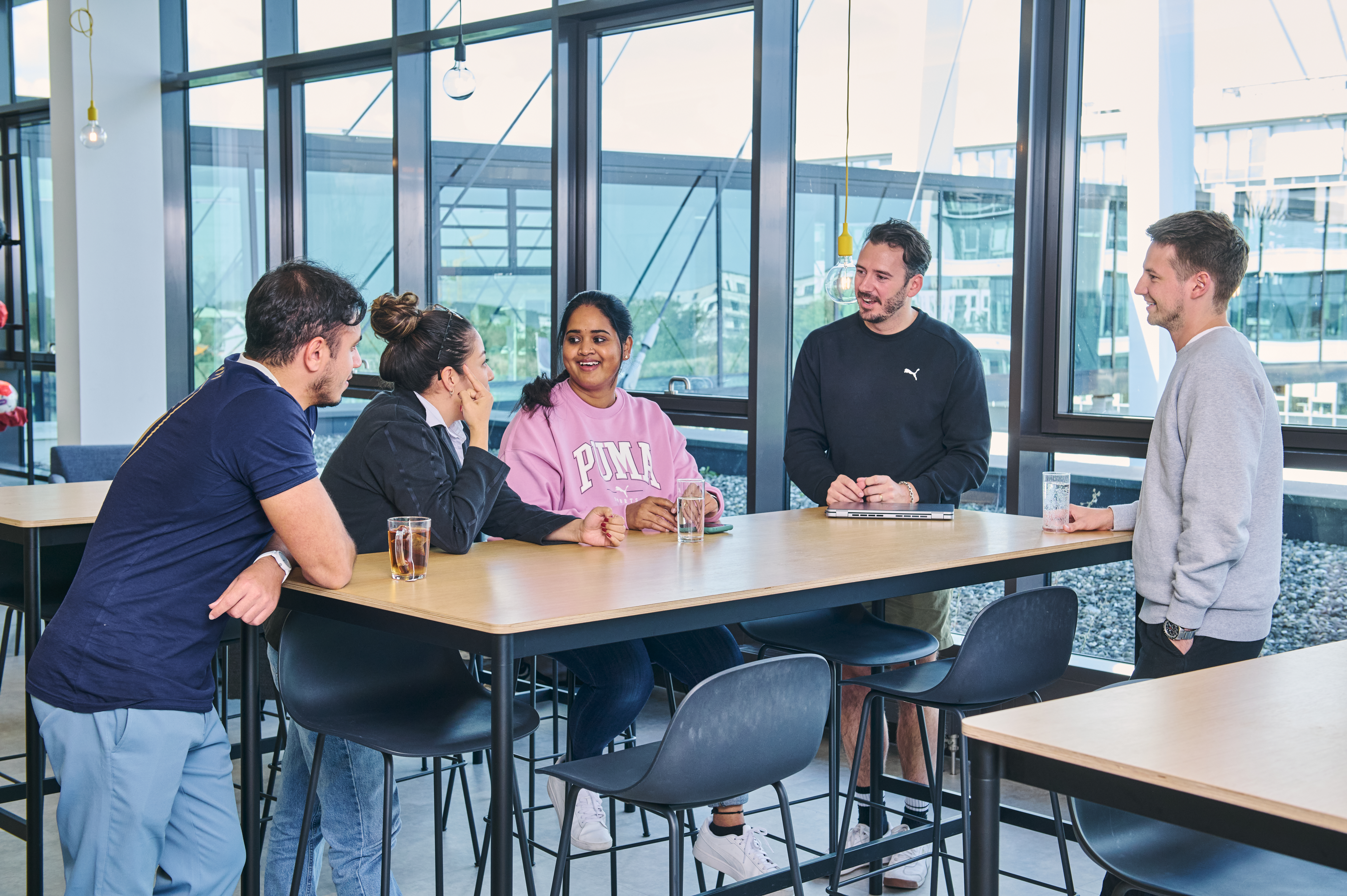 employees-canteen-pumas-hq-herzogenaurach
